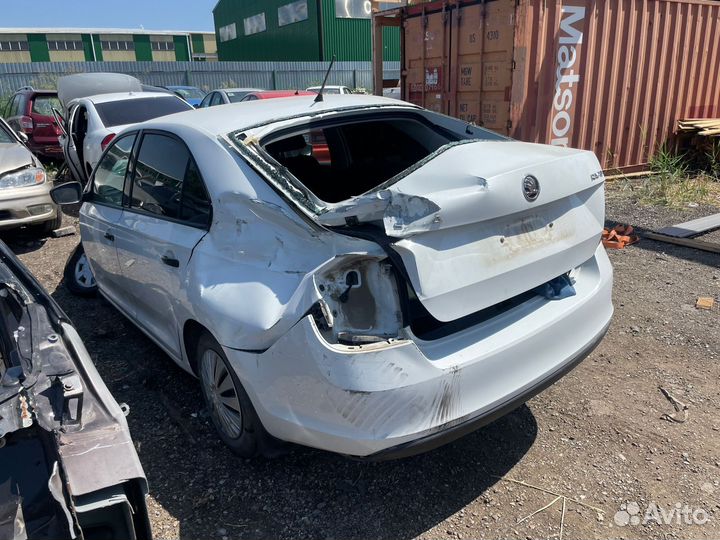 Skoda Rapid в разборе