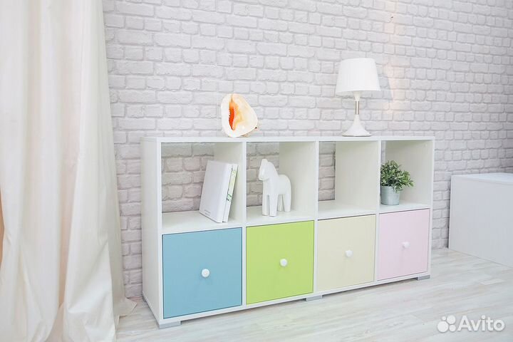 Стеллаж в детскую