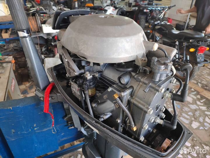 Лодочный мотор