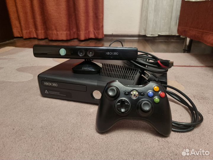 Xbox 360 slim 250Gb + kinect, freeboot