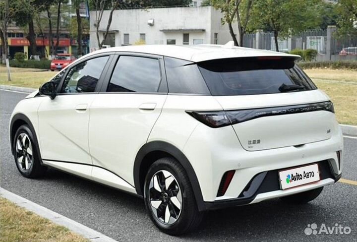 BYD Dolphin 95 л.с. AT, 2025, 2 000 км
