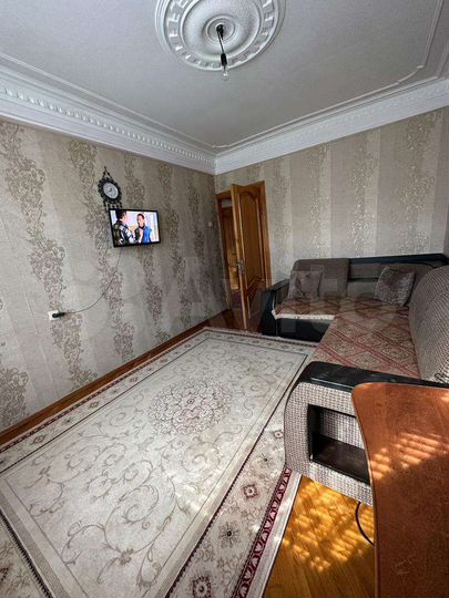 4-к. квартира, 83 м², 1/10 эт.