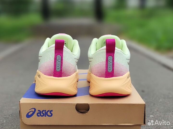 Кроссовки asics новые