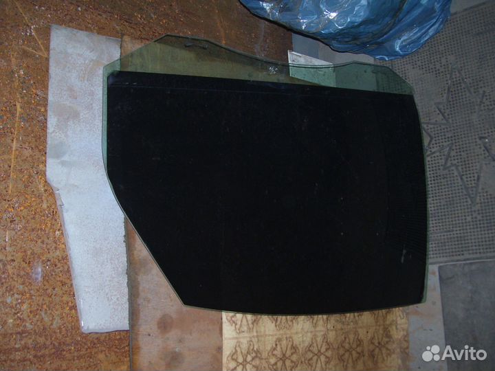 Форд фокус стекло