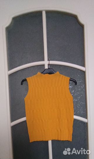 Джемпер под пиджак 40р, 2 цвета