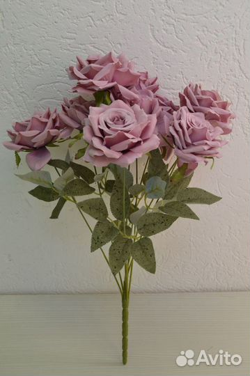 Розы, пионы