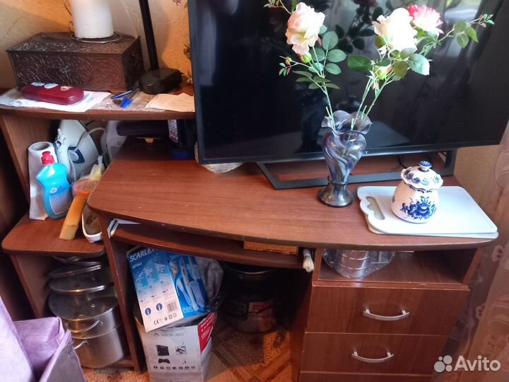 Компьютерный стол