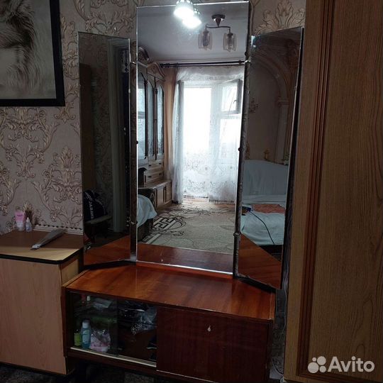 Зеркало трельяж