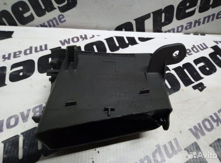 Дефлектор левый Toyota Camry Gracia SXV20 5S-FE