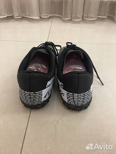 Бутсы футбольные сороконожки 43 размер