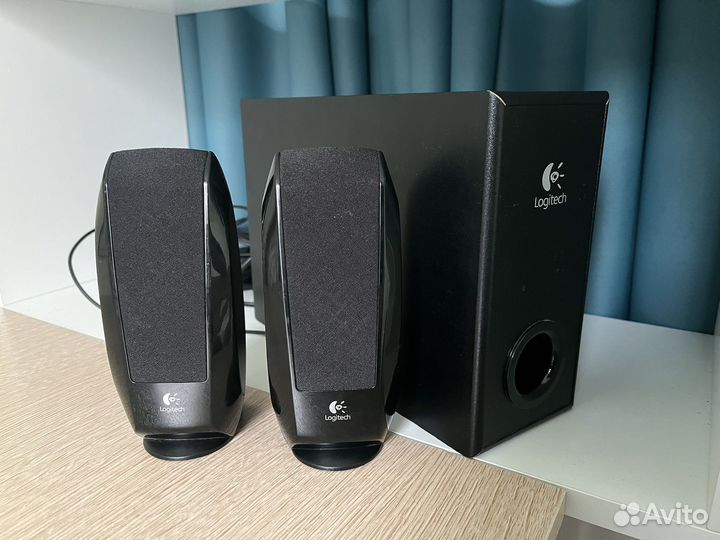 Колонки 2.1 Logitech s220