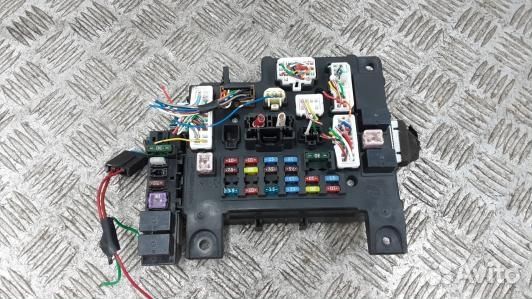 Блок предохранителей citroen C-crosser (LEA01M101)