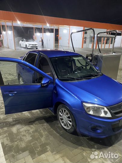 LADA Granta 1.6 МТ, 2017, 140 000 км