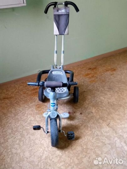 Детский велосипед трехколесный с ручкой