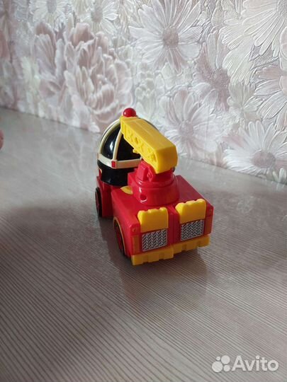 Рой пожарная машина