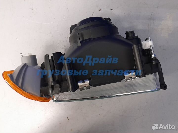 Фара в сборе правая DAF 95 механ. регулировка