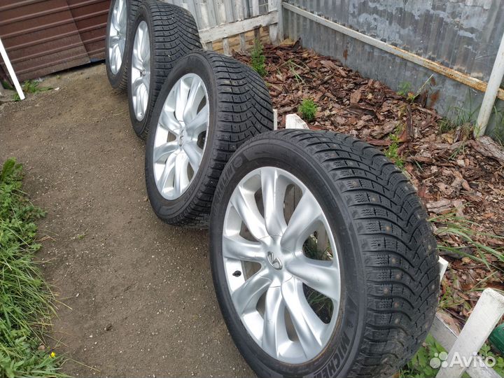 Колеса Infiniti FX 35