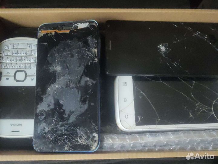 Телефоны на запчасти