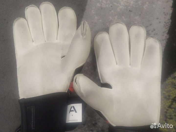 Перчатки вратарские Alphakeepers оригинал 8 размер