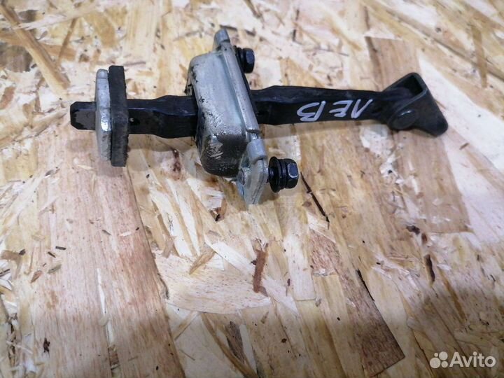 Ограничитель передней двери Hyundai I30