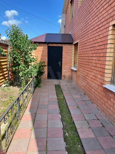 Дом 192 м² на участке 4 сот.