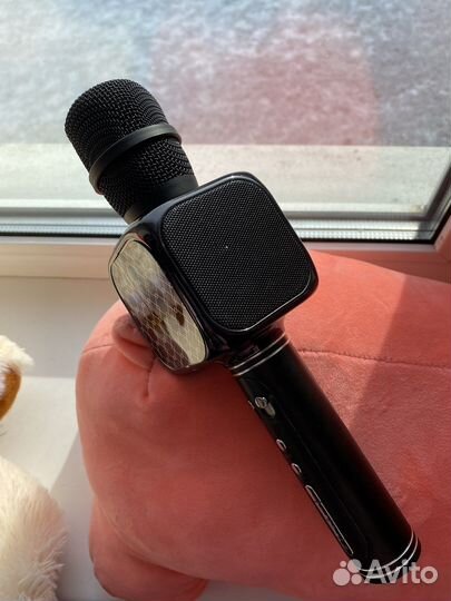 Караоке микрофон