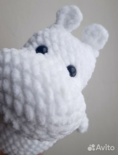 Вязаные игрушки ручной работы Муми-тролль