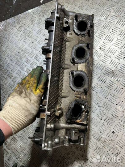 Головка блока цилиндров BMW 7 E38 2000