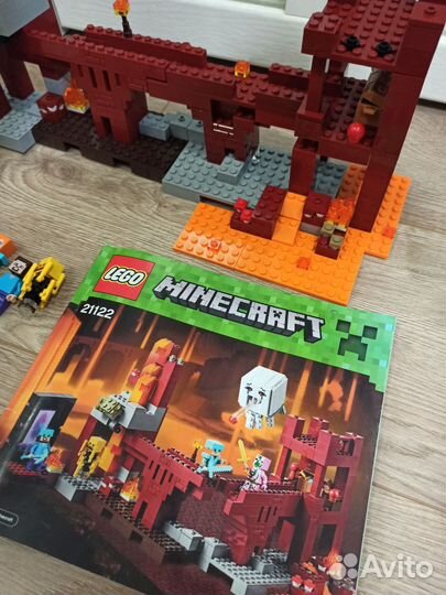 Lego minecraft 21122