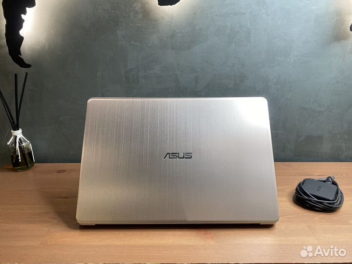 Asus S15 15,6