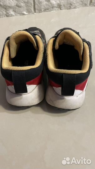 Кроссовки детские adidas 32