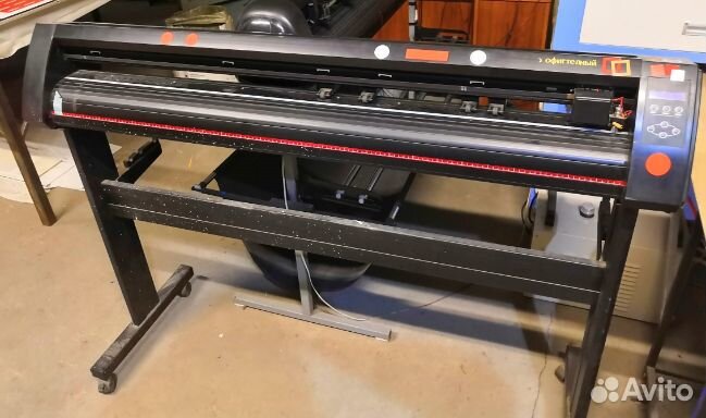 Режущий плоттер