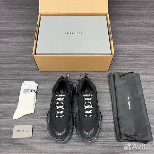 Кроссовки Balenciaga Triple S black