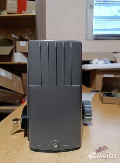 Автоматика для откатных ворот furniteh SL 600 AC