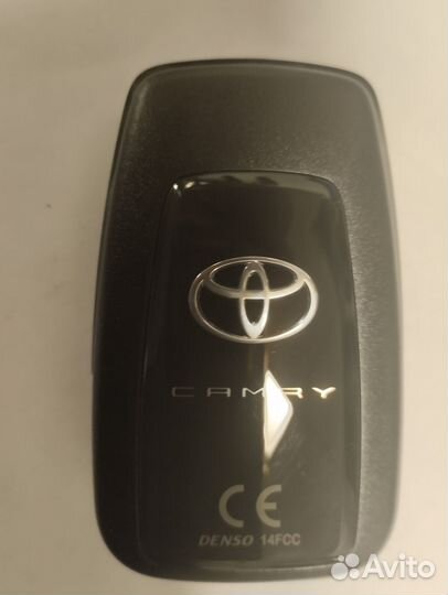 Ключ зажигания Toyota Camry 2017-2021 г. Оригинал