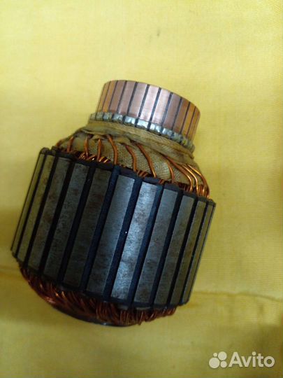 Генератор иж 6 вольт, 12вольт, с якорем новый