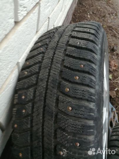 Литые диски с зимней резиной R14 4*100