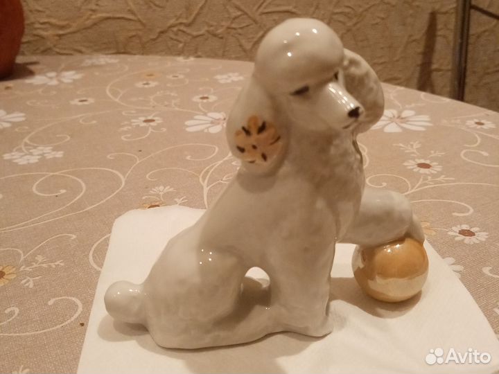 Фарфоровые статуэтки