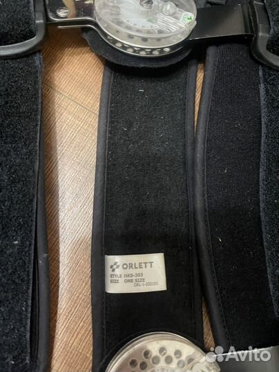 Коленный ортез, Брейс