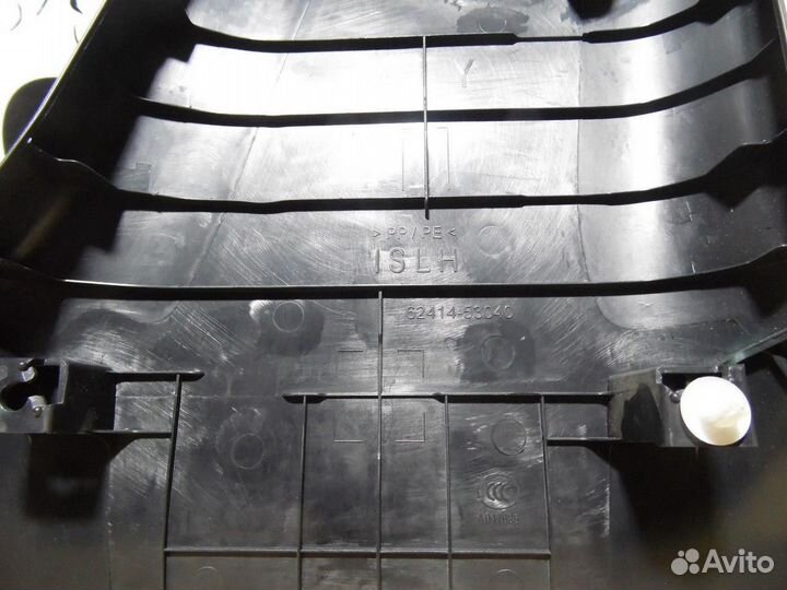 Накладка центральной стойки левая lexus IS 250