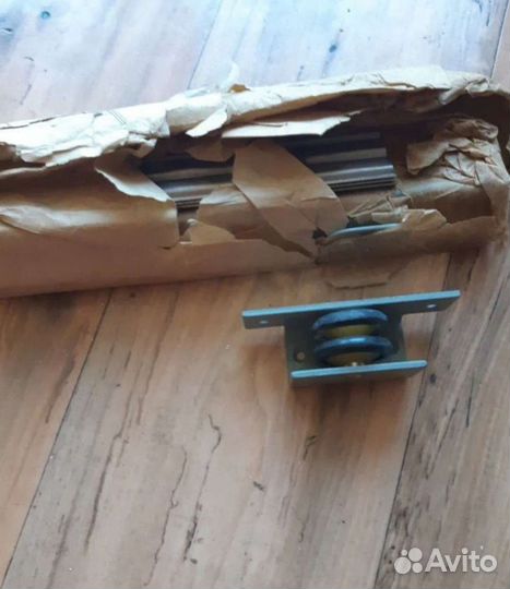 Механизм для раздвижения дверей