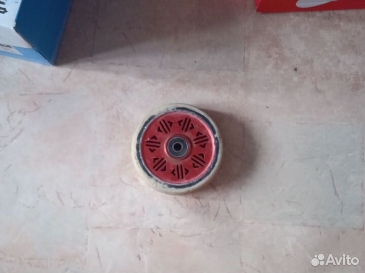 Колесо для трбкового самоката