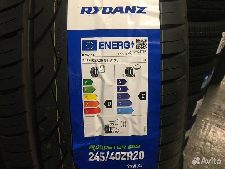 Rydanz Roadster R02 245/40 R20 99W