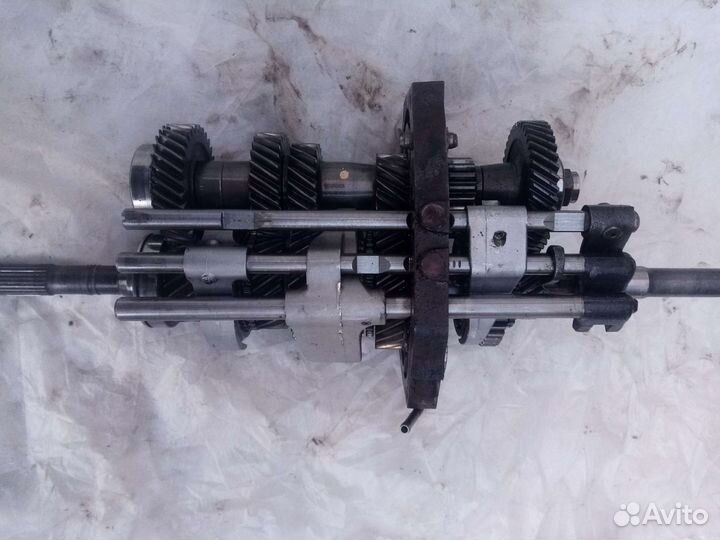 Nissan Terrano1и2 запчасти МКПП