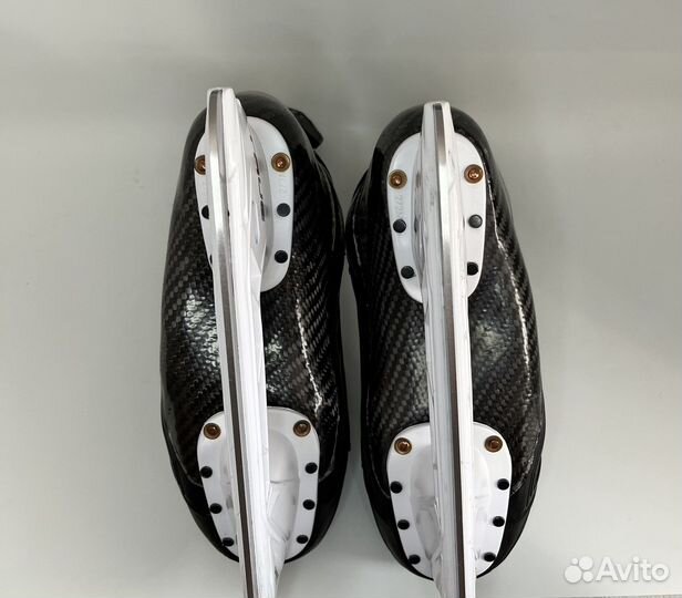 Коньки хоккейные true custon svh