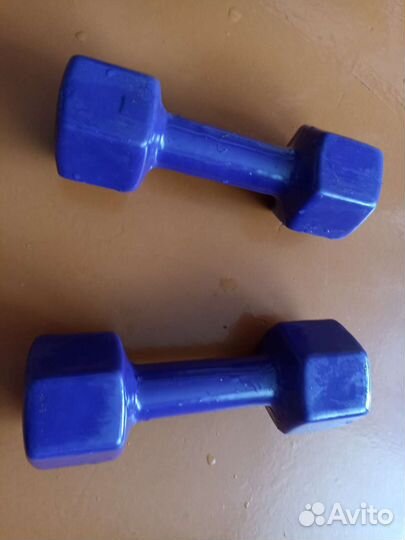 Набор гантелей
