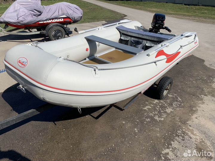 Лодка баджер с мотором меркурий 9.9 мультирумпель