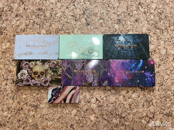 Палетки теней revolution