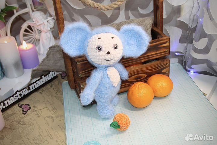 Плюшевый голубой Чебурашка