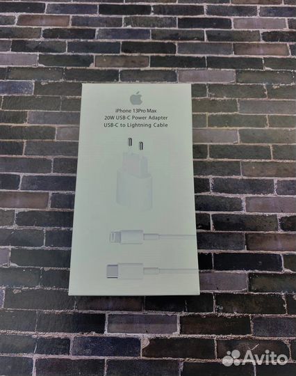 Зарядка на iPhone